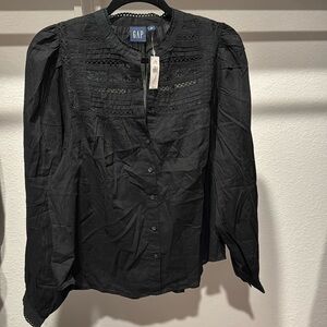Women’s GAP Long Sleeve Button Down Shirt